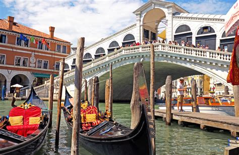 Rialto Bridge Venice Italy Jigsaw Puzzle In Bridges Puzzles On