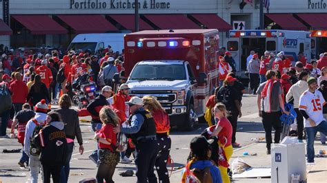 Prosecutors 2 Adults Charged In Kc Chiefs Parade Shooting