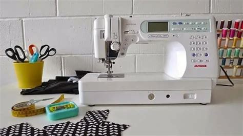 Top Best Janome Sewing Machine For Beginner Reviews