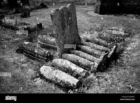 St James Cooling churchyard with Pips Graves mentioned in Great