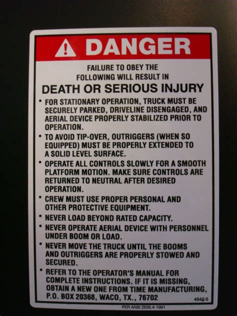 Danger - Death or Serious Injury Decal - Versalift