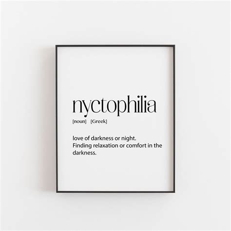 nyctophilia meaning 1