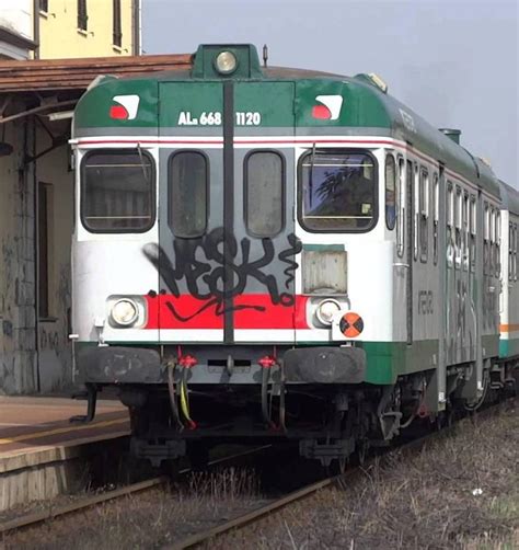 TRENI PILONI PD NUOVI TRENI FORSE PER LA FINE DEL 2022 MA NON