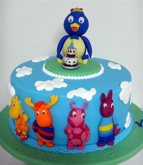 Backyardigans Cake