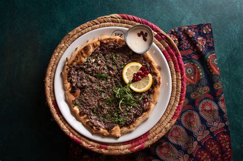 Exploring the Rich Flavors of Palestinian Cuisine – Izz Cafe