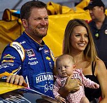 Dale Earnhardt Jr. - Wikipedia