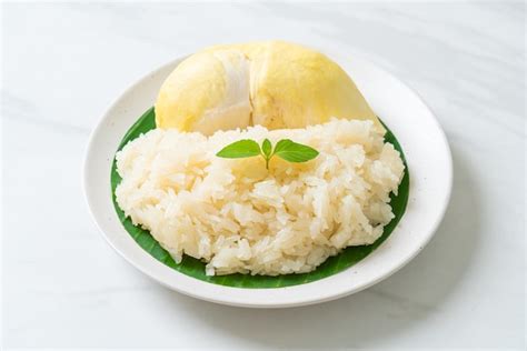 Durian Avec Riz Gluant Zeste De Durian Sucr Avec Haricot Jaune Riz