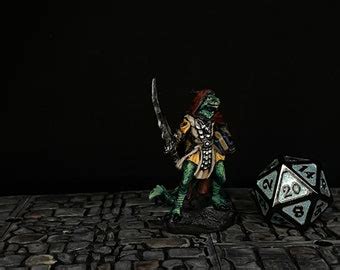 Dragonborn Rogue Miniature - Etsy