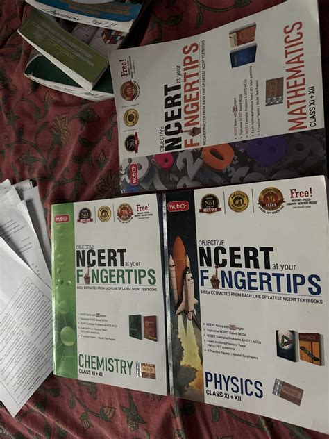 Buy Mtg Fingertips For Neet Physics Chemistry Maths Bookflow