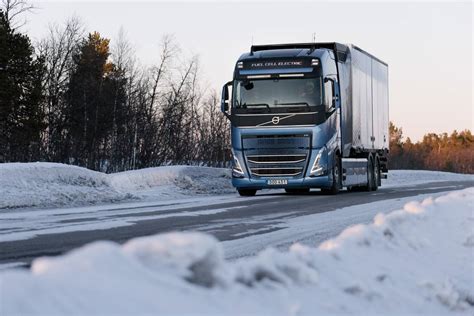 Volvo inicia testes de caminhões a hidrogênio em estradas na Europa