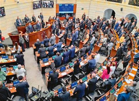 Entre Globos Y Un Nimo Conciliador As Fue El Discurso De Petro En El