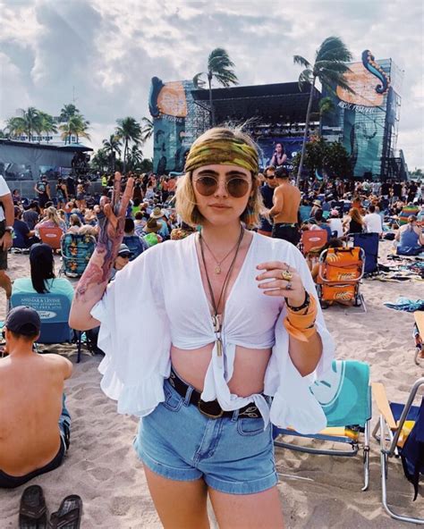 10 Sexy Delaney Tarr Bikini Pics