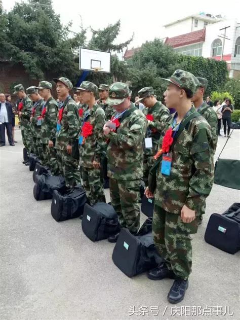 軍歌嘹亮送新兵——寧縣221名新兵陸續啟程赴軍營 每日頭條