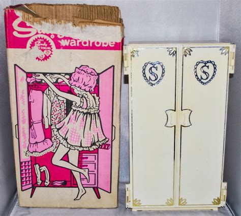 Vintage Sindy Doll Sindys Own Wardrobe Boxed By Pedigree From