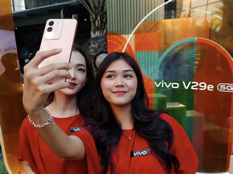 Setelah V Vivo Buka Pre Order V E Di Indonesia Selular Id