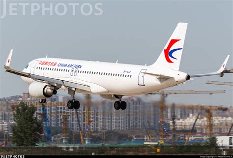 B 1612 Airbus A320 214 China Eastern Airlines Messerschmitt X