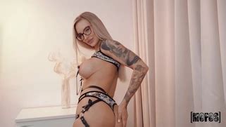 Solar Kate Shows Off Her Big Tits And Butt Plug In The Ass Porn Movies Movs