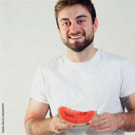 Poster Foto sandía salud saludable frutas chico joven gay blanco rojo frutas verano refresca