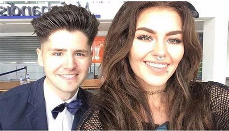 Hot Sexy Hayley Norton Bikini Pics