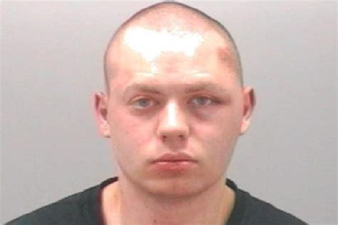 Police Warn ‘do Not Approach Wanted Man 32 After Woman In Her 40s