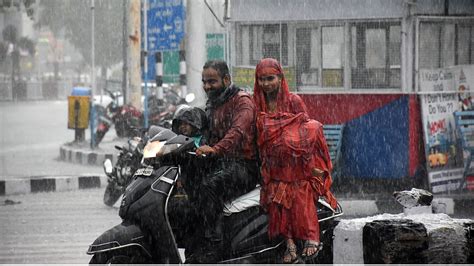 Weather Update Delhi Northwest India To Experience Strong Winds Rains Heavy Rainfall Likely