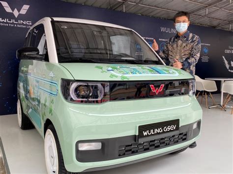 Wuling Motors Berpartisipasi Dalam Indonesia Electric Motor Show