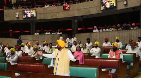 Punjab Govt Raj Bhavan Tussle Calling Special House Session In June Was ‘patently Illegal Guv