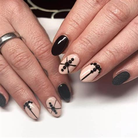55 Trendy Black And Nude Nails For A Drop Dead Gorgeous Mani