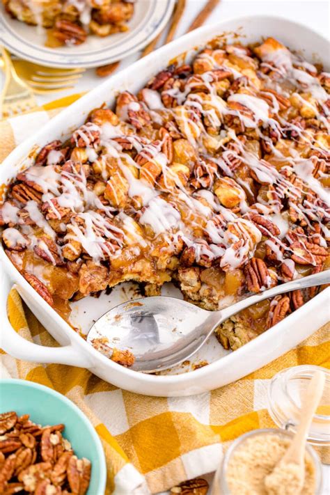 Easy Cinnamon Rolls With Apple Pie Filling Sweet Tea And Sprinkles