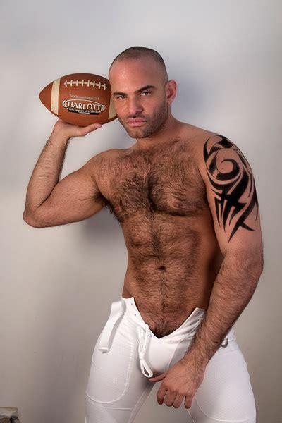 Soft And Hard Gay Pictures SEXY HUNK GIO Part