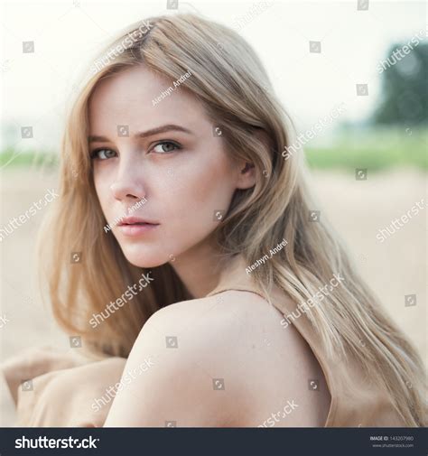 Portrait Beautiful Blonde Closeup Stock Photo Shutterstock