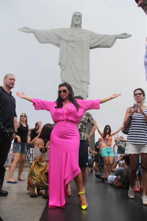 Photos Kim Kardashian Et Kanye West Ils Jouent Aux Touristes Super