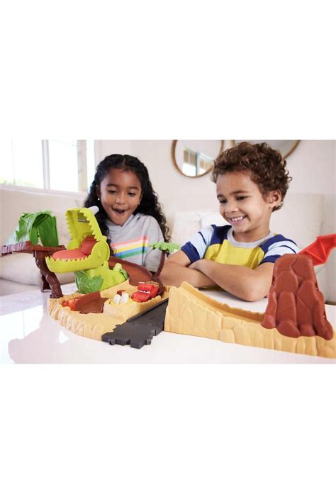 HOT WHEELS Cars Dinozor Oyun Parkı Hmd Fiyatı Yorumları Trendyol