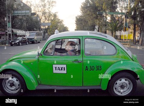 Vw Käfer Taxi Mexiko Fotos Und Bildmaterial In Hoher Auflösung Alamy