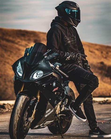 Bike poses Motorcycle Photo Shoot, Motorbike Photos, Bike Pic, Biker