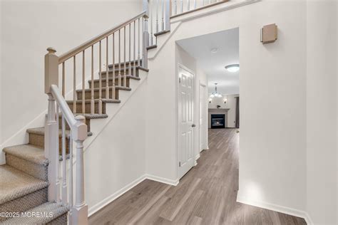 Homes for Sale in Holmdel, NJ – Browse Holmdel Homes | Weichert