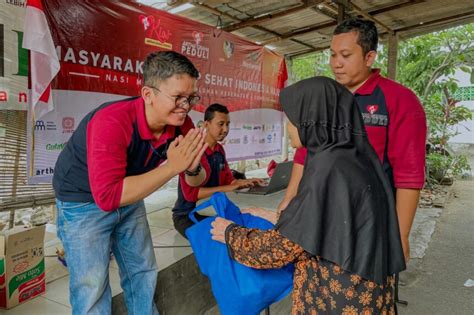 Meriahkan Hari Kemerdekaan RI Ke 78 Tahun Artha Graha Peduli Menjual