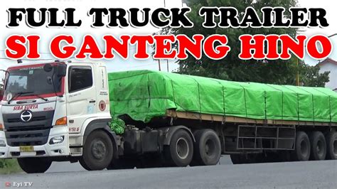 Full Truck Trailer Hino Trailer Engkel Dan Tronton Di Jalan