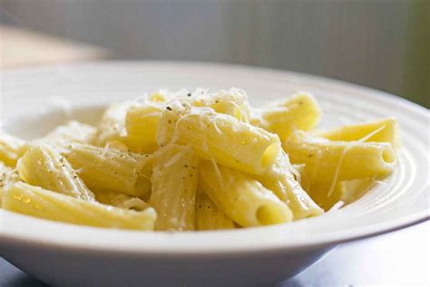 Pasta Cacio E Pepe Ricetta Facile Dei Rigatoni Cacio E Pepe