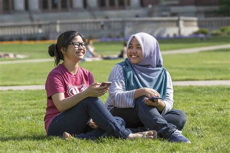 The College Application Process: 7 Ways to Organize Your College Apps