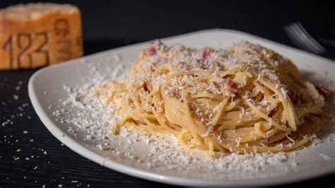 Cómo Preparar Los Espaguetis A La Carbonara De La Manera Más Rápida