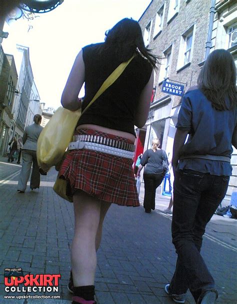 Real Amateur Public Candid Upskirt Picture Sex Gallery Cute Teenie Emo Upskirted Voyeur