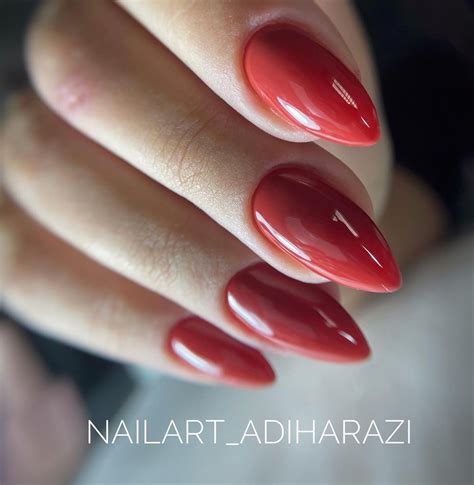 Red nails에 있는 Adi Harazi님의 핀