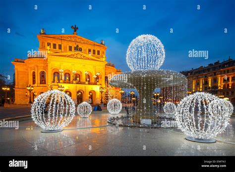 Alte Oper Architecture High Resolution Stock Photography and Images - Alamy