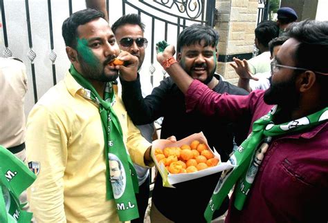 Jmm Supporters Celebrate After Former Jharkhand Cm Jmm Leader Hemant