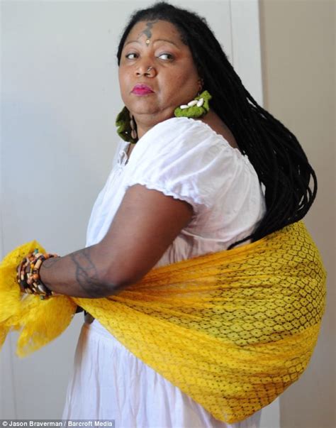 Asha Mandela With 55-ft Long Dreadlock Hair (PICTURES) - Fashion - Nigeria