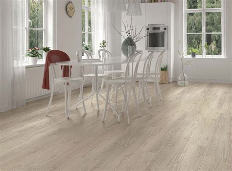 Shop VV035-00912 COREtec Floors COREtec Plus XL Enhanced Hayes Oak