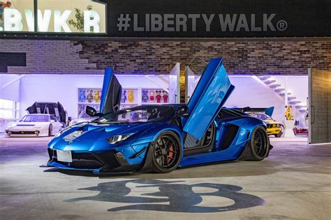 Custom Liberty Walk リバティーウォーク Complete Car And Customize