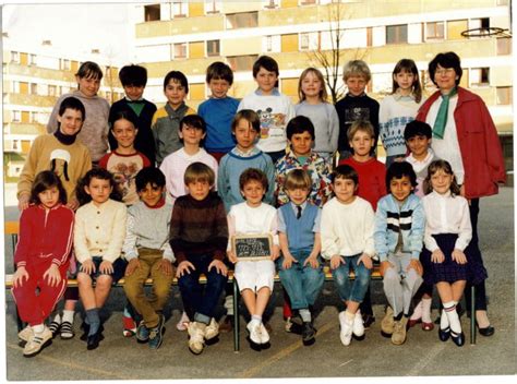 Photo De Classe CE1 CE2 De 1984 Ecole Groupe Scolaire Alsace