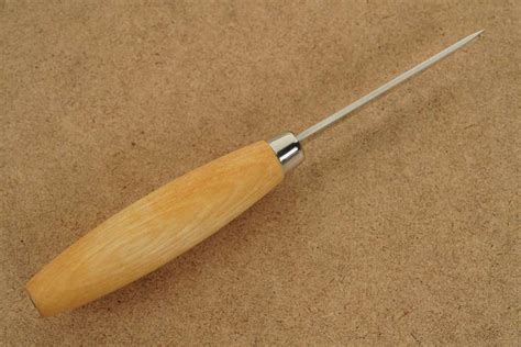 Morakniv Schnitzmesser Carbonstahl Holz Schnitzen